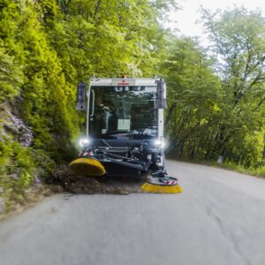 Zamiatarka komunalna HP6000