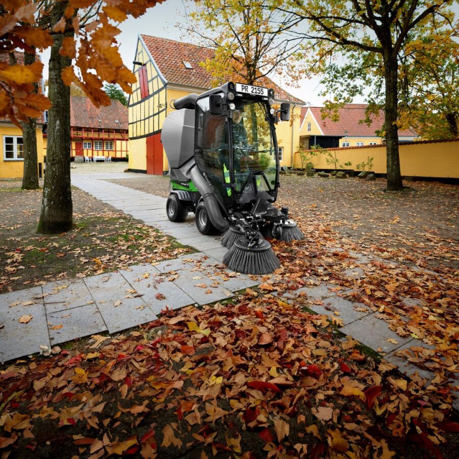 Maszyna komunalna Park Ranger 2155