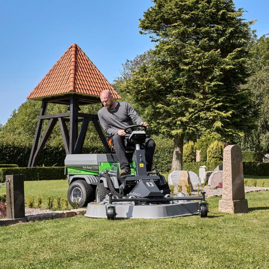 Maszyna komunalna Park Ranger 2155e
