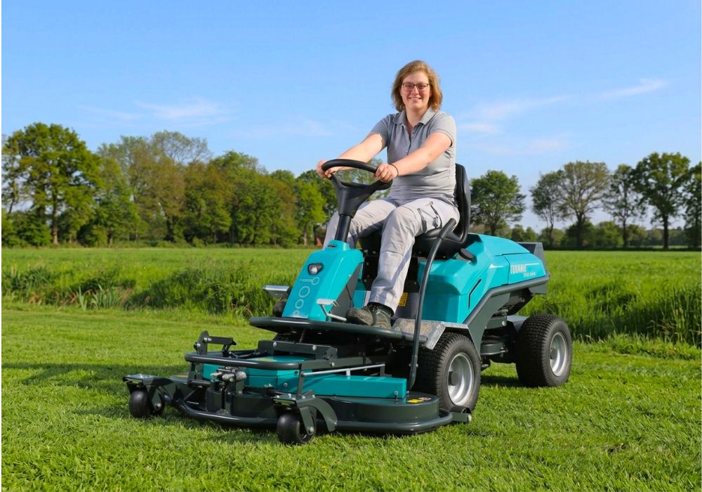 kosiarka ogrodowa do parkow miast remarc